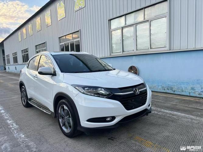 本田缤智颜色大全图片 本田缤智的颜色是什么白色
