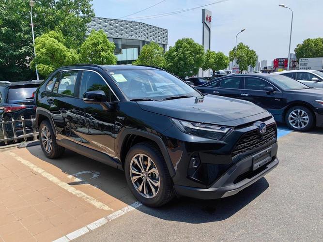 荣放属于什么档次,丰田最好三款suv车