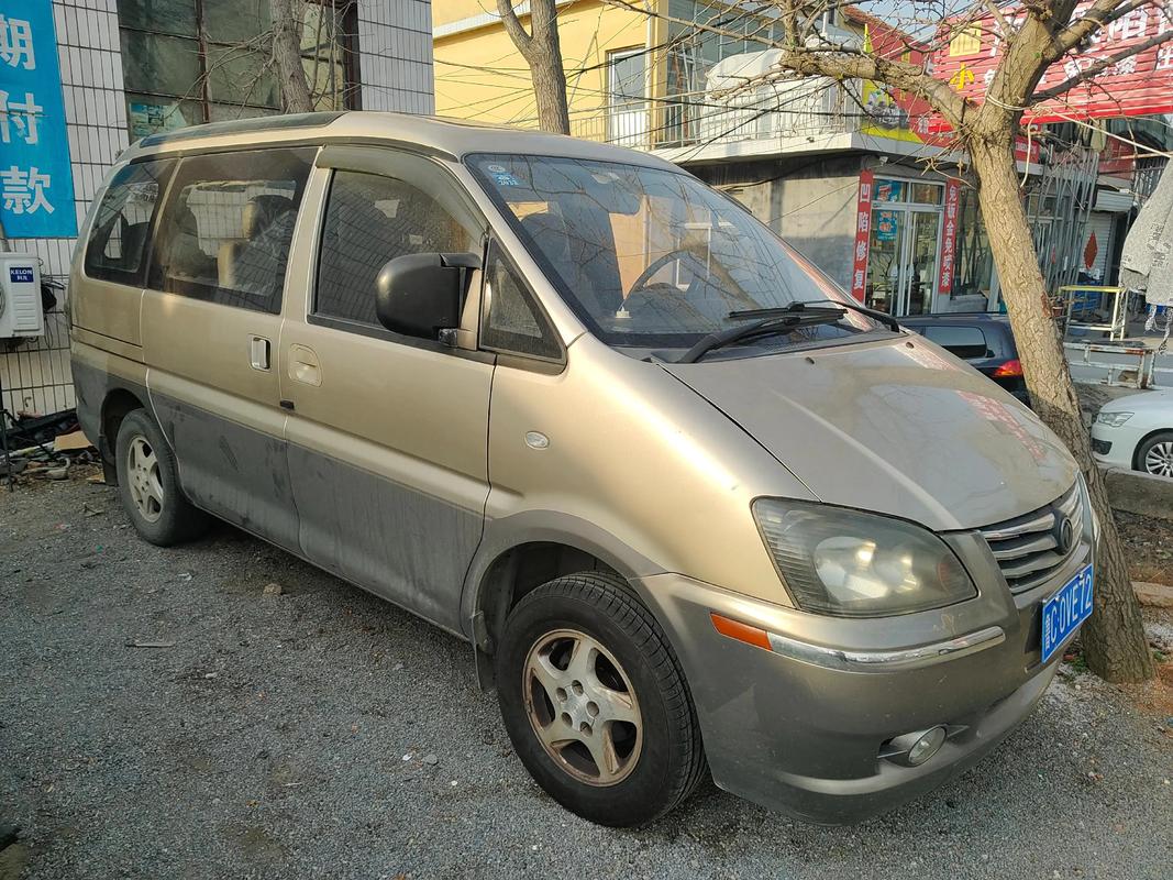 东风菱智七座(东风菱智七座面包车二手试驾视频)