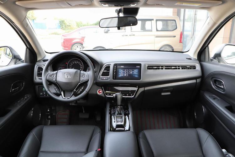本田缤智内饰图片 本田缤智2020款豪华版内饰