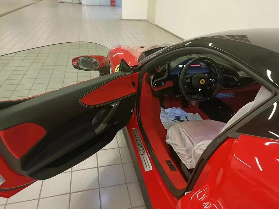 法拉利超跑价格／法拉利最新旗舰超跑