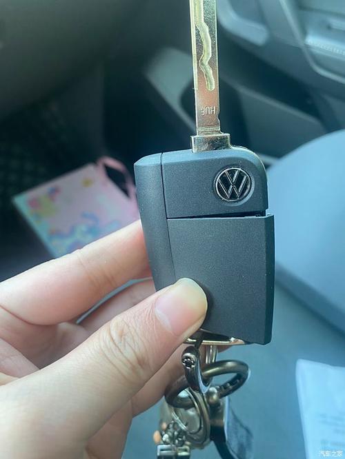 途观l车钥匙怎么换电池(途观l的钥匙怎么换电池视频)