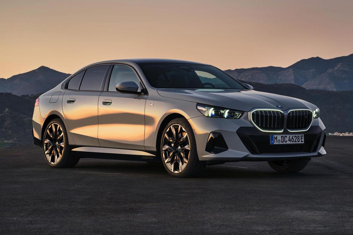 新款宝马5系曝光(近期关注度最高车型之一, 全新宝马5系)