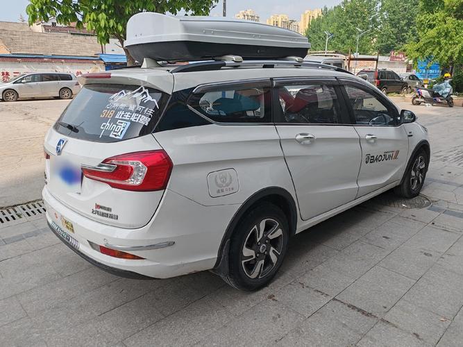 宝骏310w试驾视频全集(试驾2021款宝骏310w)