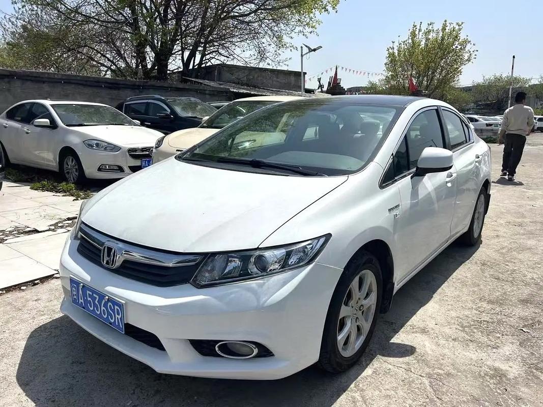 2012款本田思域图片,2012款本田思域用到现在怎么样