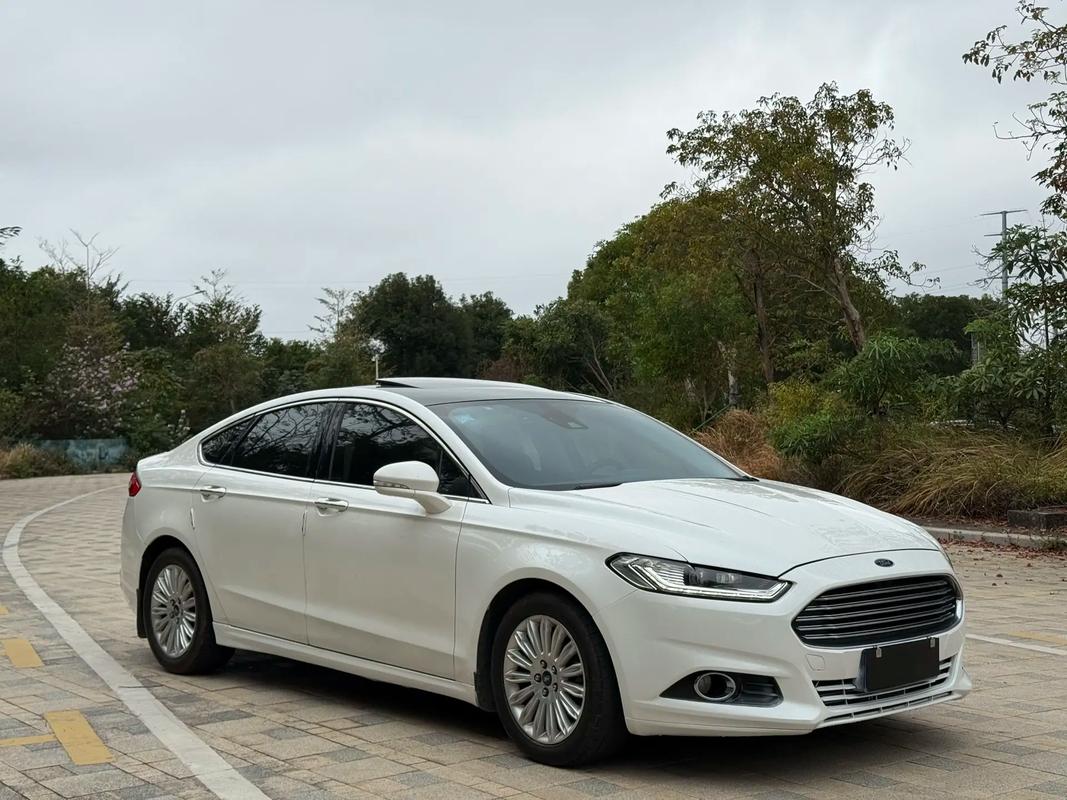 2014福特蒙迪欧 2014福特蒙迪欧20t运动版